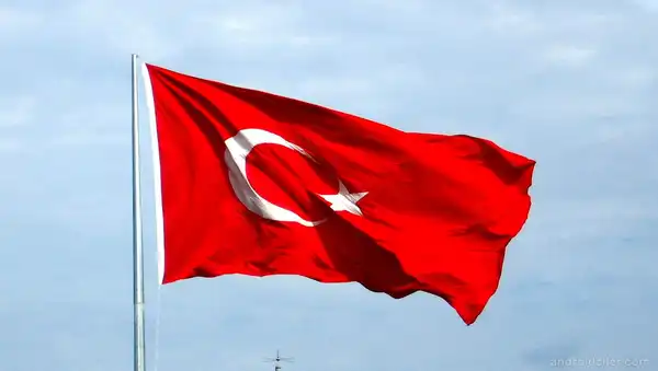 Bayrak Turgutreis Ahmet Yesevi Mahallesi Bayrak