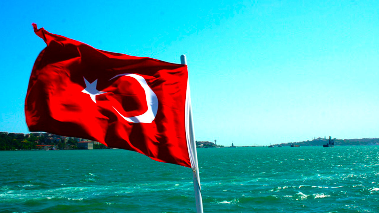 Trkiye i Kyl Partisi Bayraklar