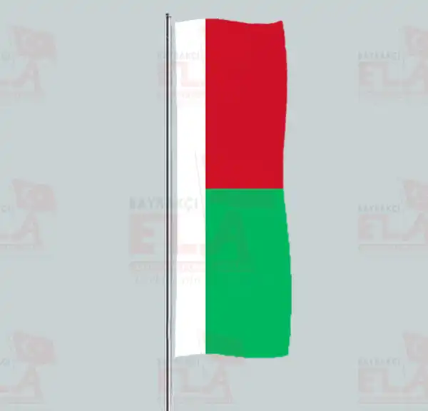 Madagaskar Yatay ekilen Flamalar ve Bayraklar