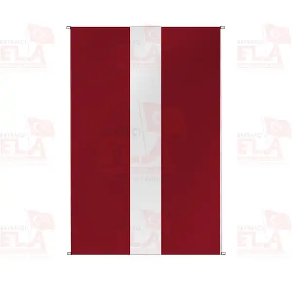 Letonya Bina Boyu Flamalar ve Bayraklar