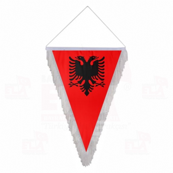 Arnavutluk Saçaklı Takdim Flamaları