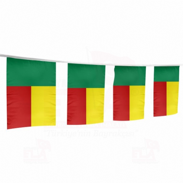 Benin İpe Dizili Flamalar ve Bayraklar