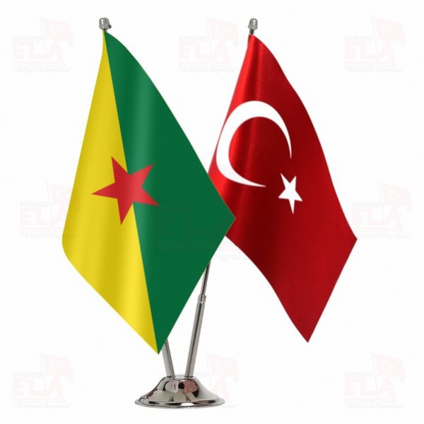 Frans�z Guyanas� 2 li Masa Bayra��