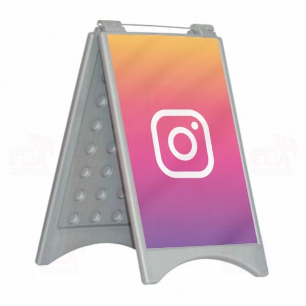 Instagram A Reklam Duba
