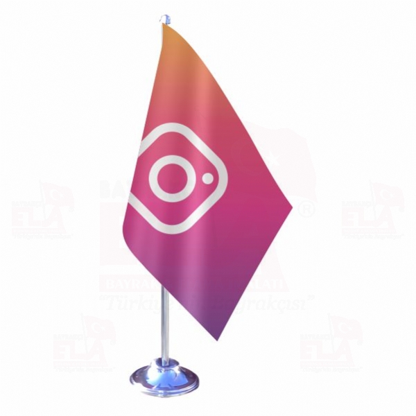Instagram Tekli Masa Bayra��