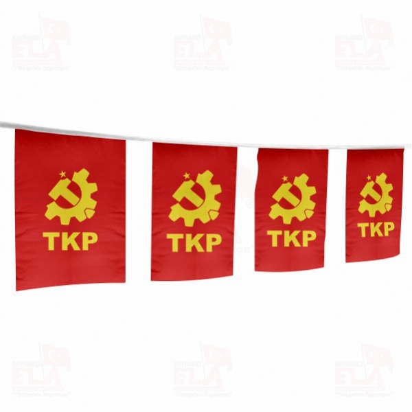 K�rmz� T�rkiye Kom�nist Partisi �pe Dizili Flamalar ve Bayraklar