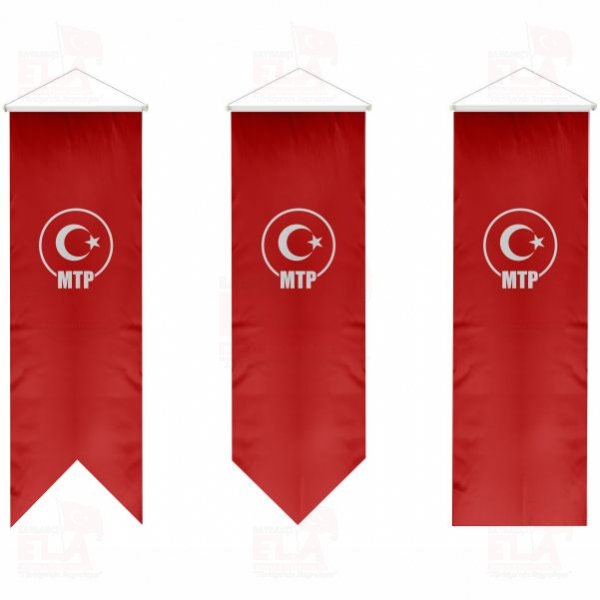 Milliyet�i T�rkiye Partisi K�rlang�� Flamalar Bayraklar