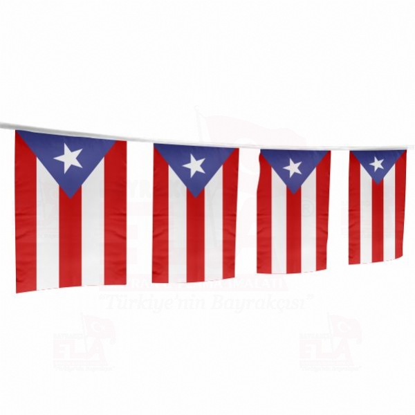 Porto Riko pe Dizili Flamalar ve Bayraklar