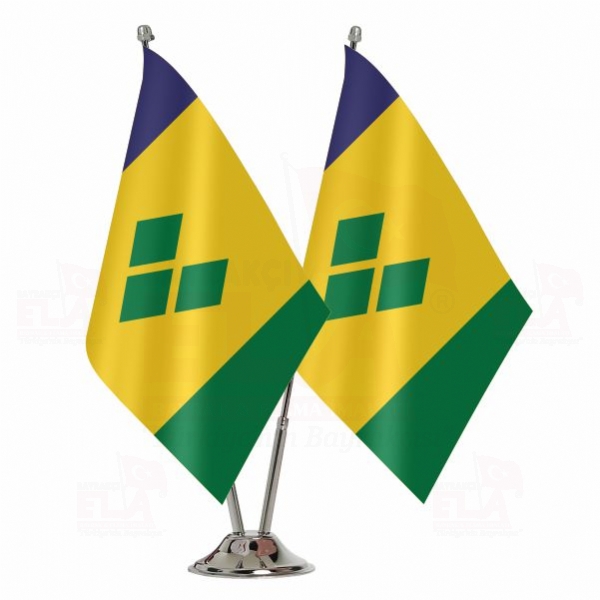 Saint Vincent ve Grenadinler İkili Masa Bayrağı